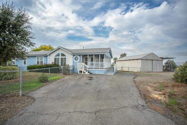 1301 Broadway St, Olivehurst, CA 95961