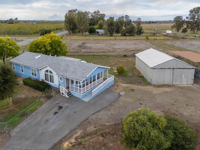 1301 Broadway St, Olivehurst, CA 95961