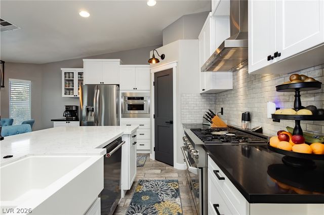 7000 Wild Wave Drive, Las Vegas, NV 89131
