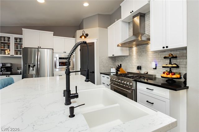 7000 Wild Wave Drive, Las Vegas, NV 89131