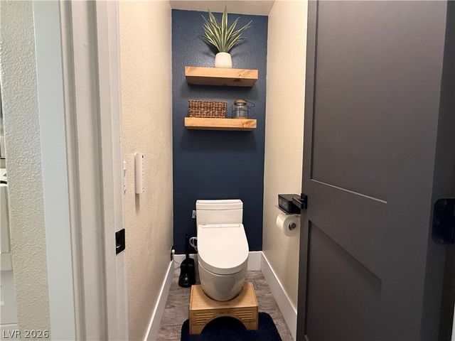 7000 Wild Wave Drive, Las Vegas, NV 89131