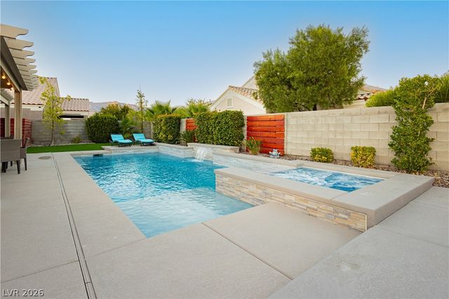 7000 Wild Wave Drive, Las Vegas, NV 89131
