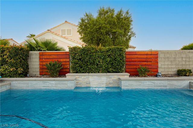 7000 Wild Wave Drive, Las Vegas, NV 89131