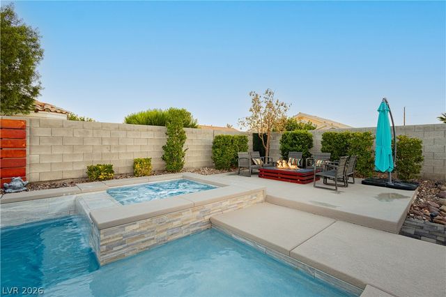 7000 Wild Wave Drive, Las Vegas, NV 89131