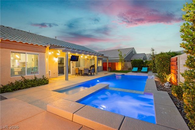 7000 Wild Wave Drive, Las Vegas, NV 89131