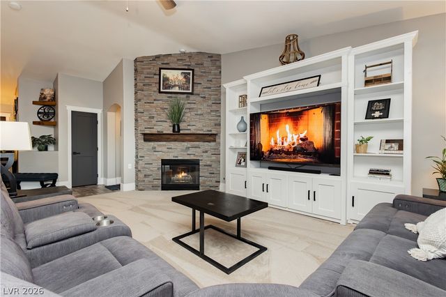 7000 Wild Wave Drive, Las Vegas, NV 89131
