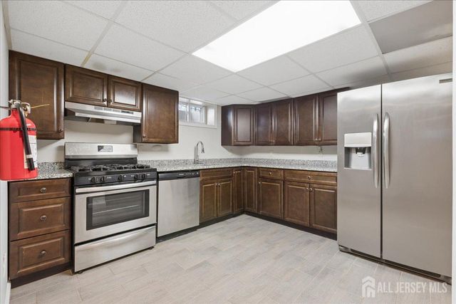 811 mountain Avenue, Bound Brook, NJ 08805