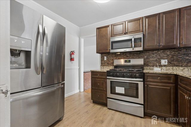 811 mountain Avenue, Bound Brook, NJ 08805