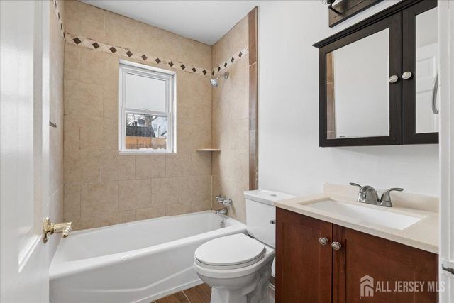 811 mountain Avenue, Bound Brook, NJ 08805