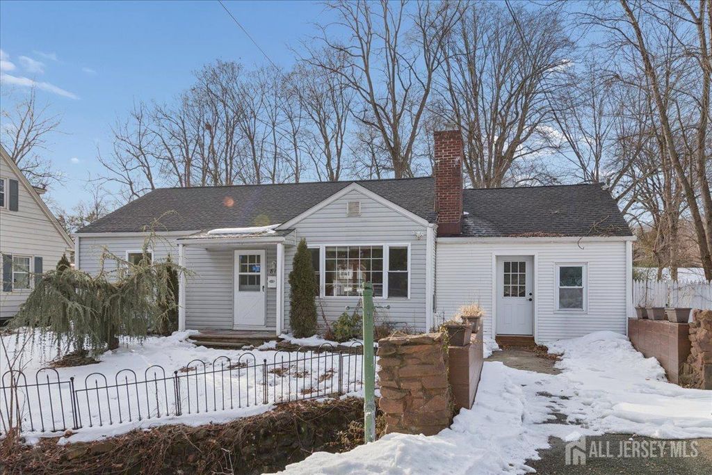 811 mountain Avenue, Bound Brook, NJ 08805