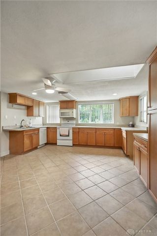 97 Apple Blossom Place, Dayton, OH 45440
