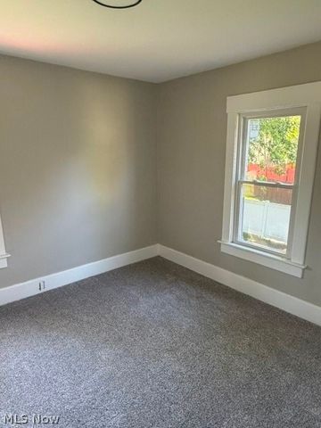 664 N Ellsworth Avenue, Salem, OH 44460