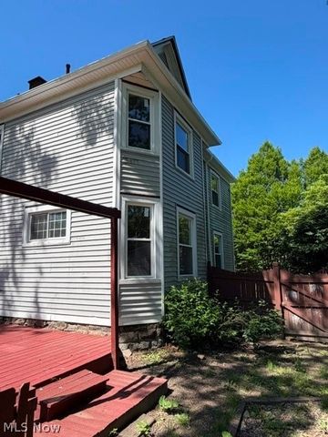 664 N Ellsworth Avenue, Salem, OH 44460