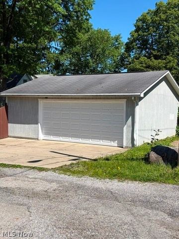 664 N Ellsworth Avenue, Salem, OH 44460