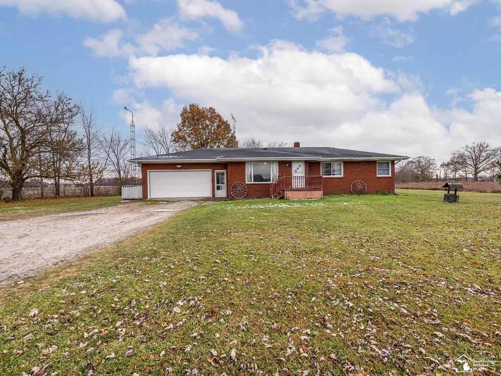 8687 Todd Road, Ida, MI 48140