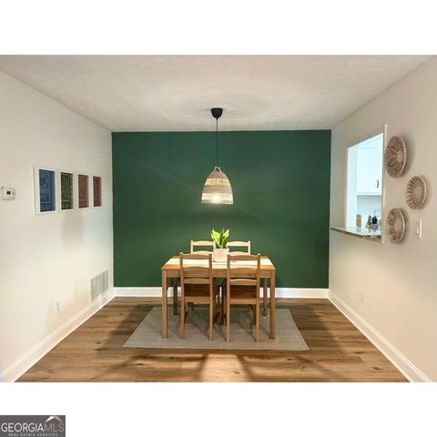 403 Cumberland Court SE, Smyrna, GA 30080