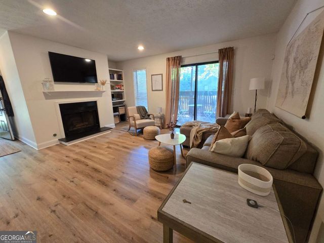 403 Cumberland Court SE, Smyrna, GA 30080