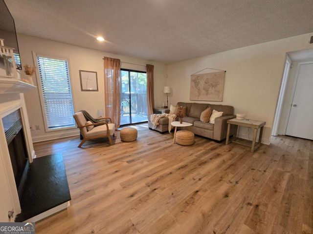 403 Cumberland Court SE, Smyrna, GA 30080