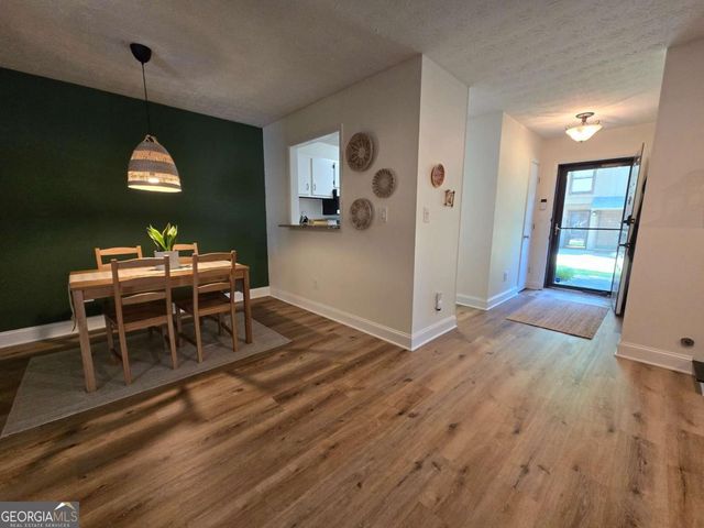 403 Cumberland Court SE, Smyrna, GA 30080