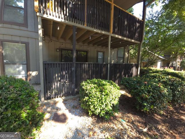 403 Cumberland Court SE, Smyrna, GA 30080