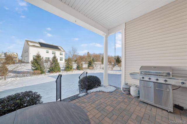 13 Tompkins Lane, Hopewell Junction, NY 12533