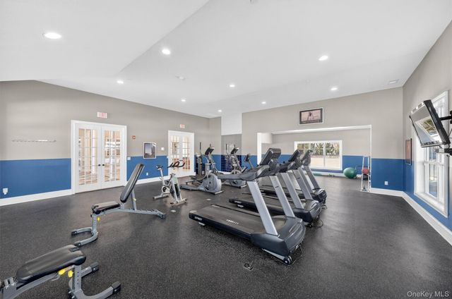 13 Tompkins Lane, Hopewell Junction, NY 12533