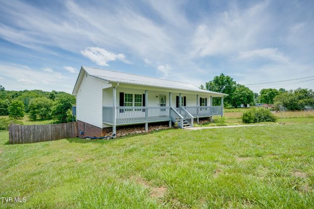 305 Old Stage Road, Rogersville, TN 37857