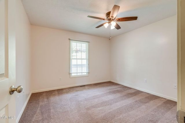 305 Old Stage Road, Rogersville, TN 37857