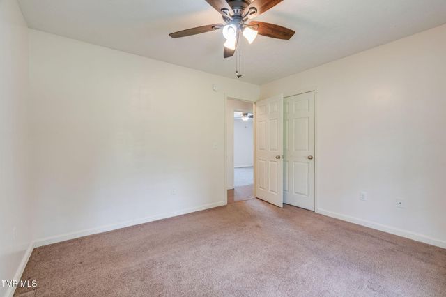 305 Old Stage Road, Rogersville, TN 37857
