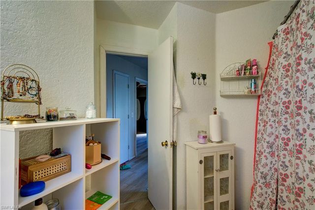 1002 Henry AVE, Lehigh Acres, FL 33972