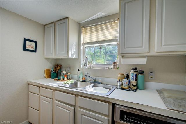 1002 Henry AVE, Lehigh Acres, FL 33972