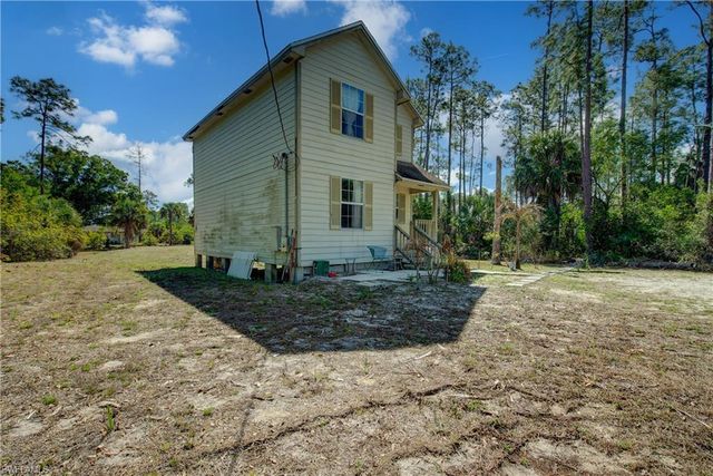 1002 Henry AVE, Lehigh Acres, FL 33972