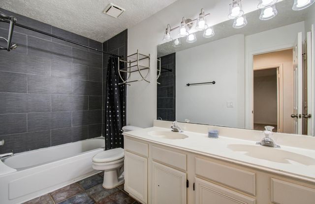 3411 Deeds Road, Houston, TX 77084