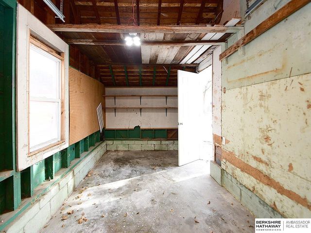 4118 Touzalin Avenue, Lincoln, NE 68507