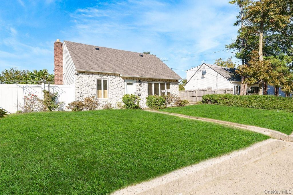 61 Parkway Boulevard, Wyandanch, NY 11798 — exterior