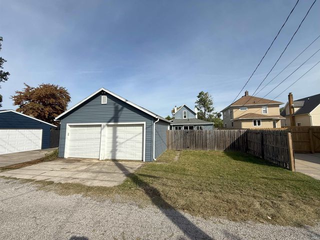 129 W Marion Street, Mishawaka, IN 46545