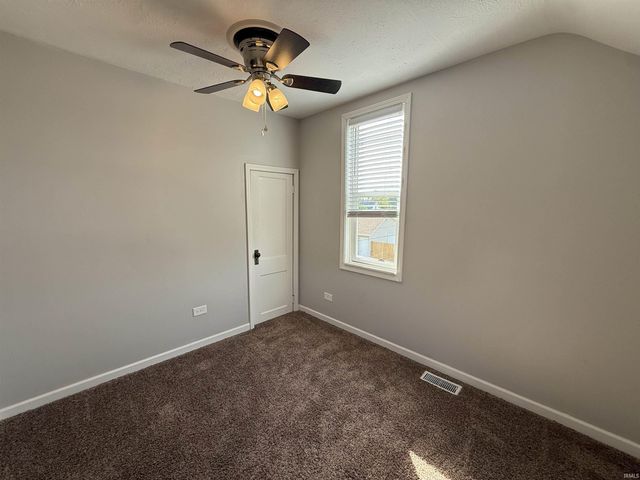 129 W Marion Street, Mishawaka, IN 46545