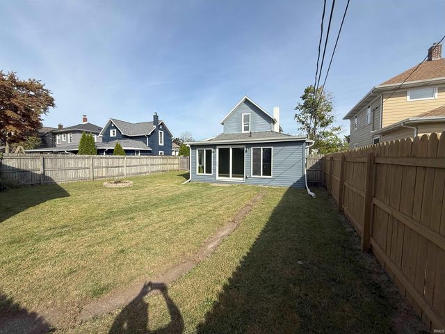 129 W Marion Street, Mishawaka, IN 46545