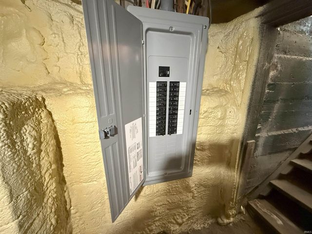 129 W Marion Street, Mishawaka, IN 46545