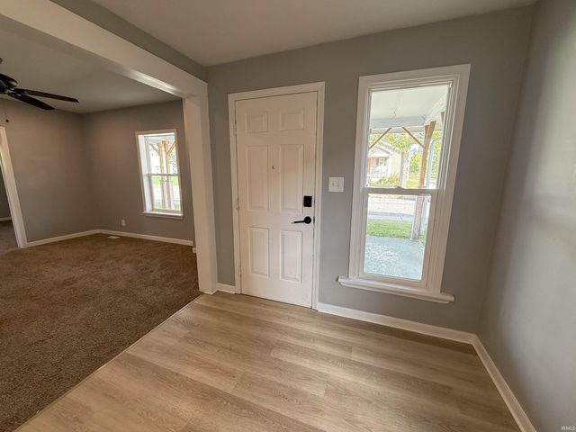 129 W Marion Street, Mishawaka, IN 46545