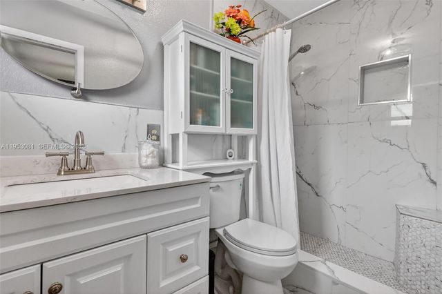 6861 SW 1st Ct, Pembroke Pines, FL 33023