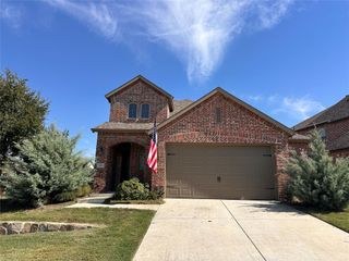 1805 Pelham Drive, Aubrey, TX 76227