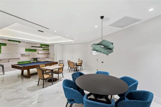 1000 W Island Boulevard 2806, Aventura, FL 33160
