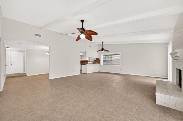 9414 Kilrenny Drive, Spring, TX 77379