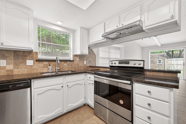 9414 Kilrenny Drive, Spring, TX 77379