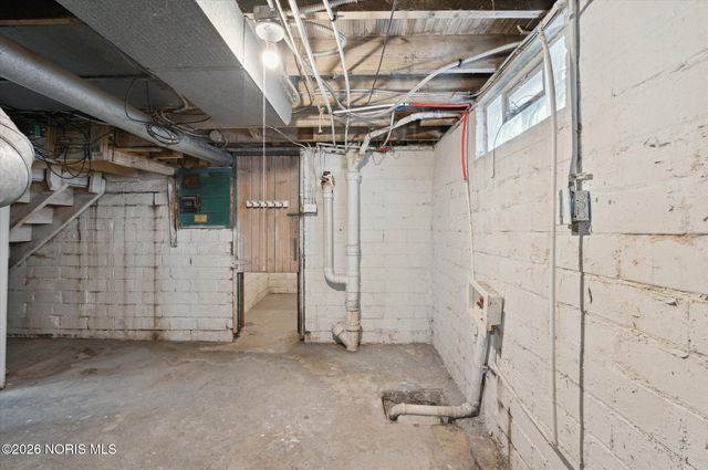 1575 Gould Road, Toledo, OH 43612