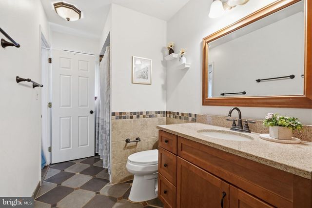 1709 33RD SW, Allentown, PA 18103