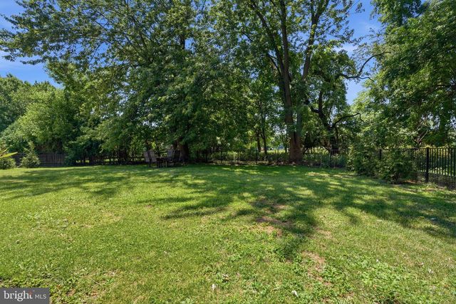1709 33RD SW, Allentown, PA 18103