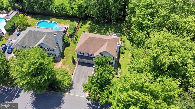 1709 33RD SW, Allentown, PA 18103