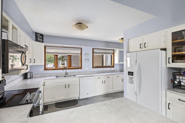 3328 Bayside COURT, La Crosse, WI 54601